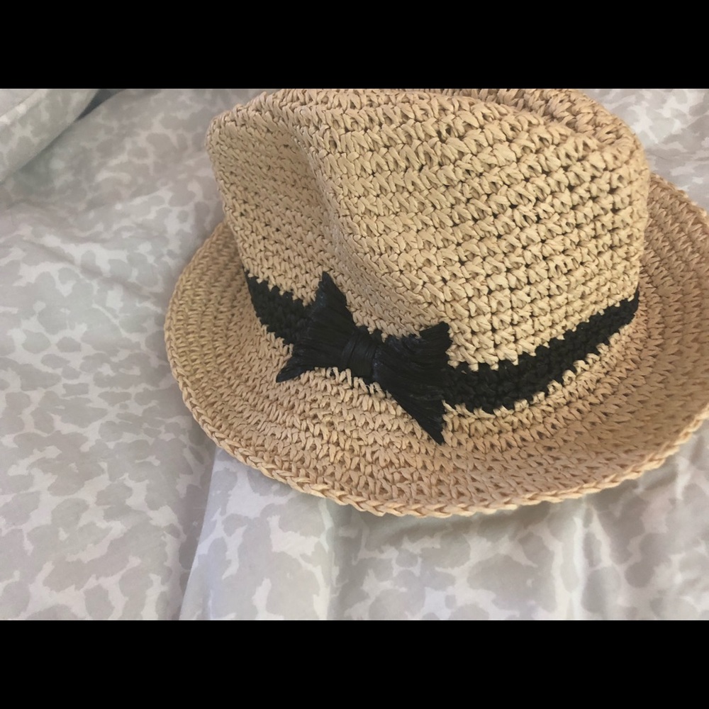 Kate Spade crochet bow hat